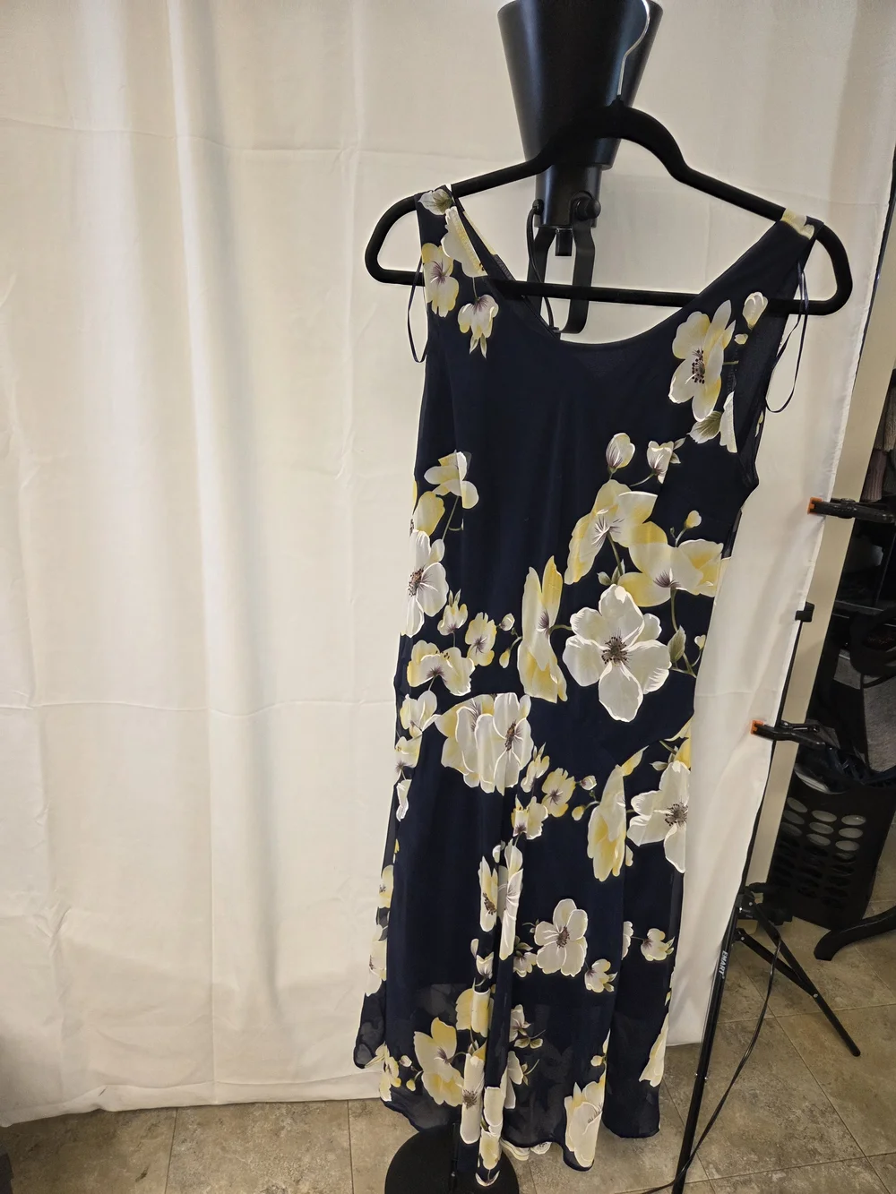 Signature by Robbie Bee Navy Floral Midi Dress with Cream & Yellow Blooms